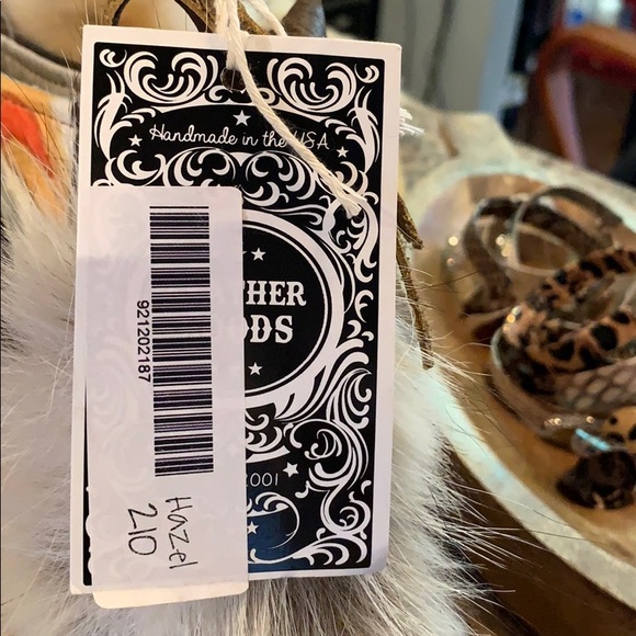 Purses - Picture 3 of 6